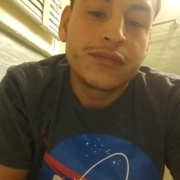 Meet your Posher, Chris - Picture 1 of 1